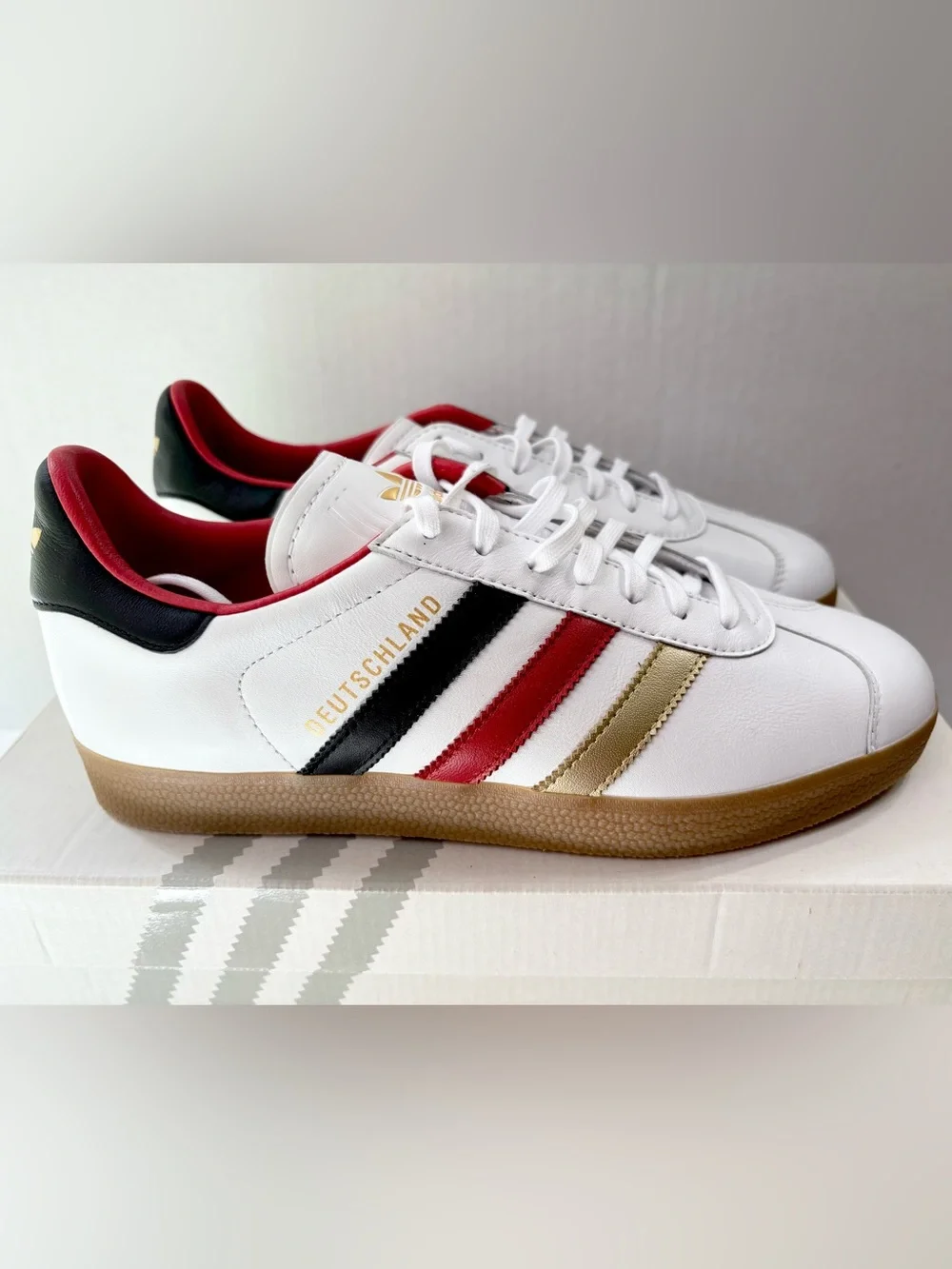 Adidas Deutschland Germany White Black Red Gold Gum Shoes Men’s US 9 M AQ1200